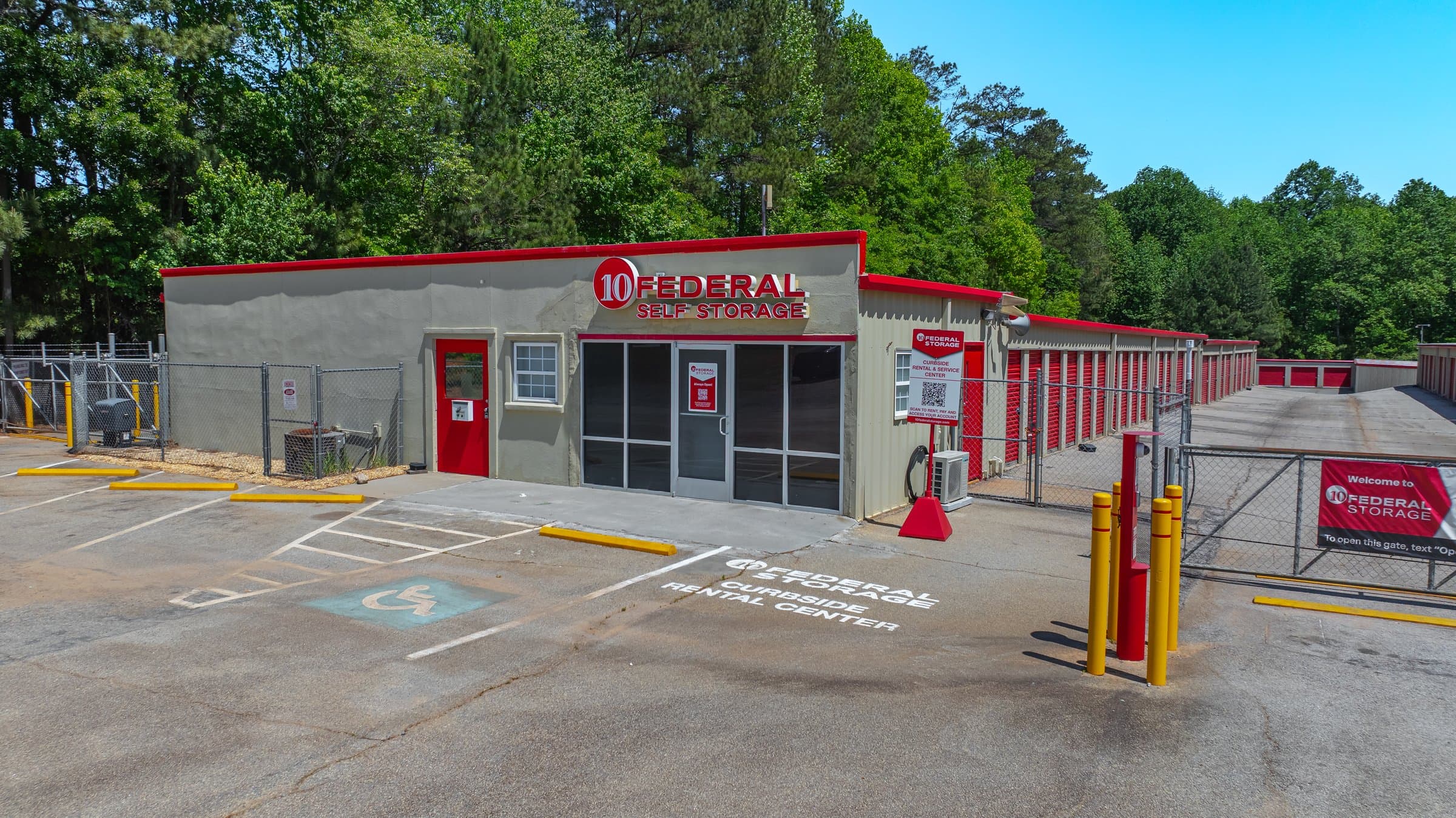 red self storage units in carrollton ga on columbia drive