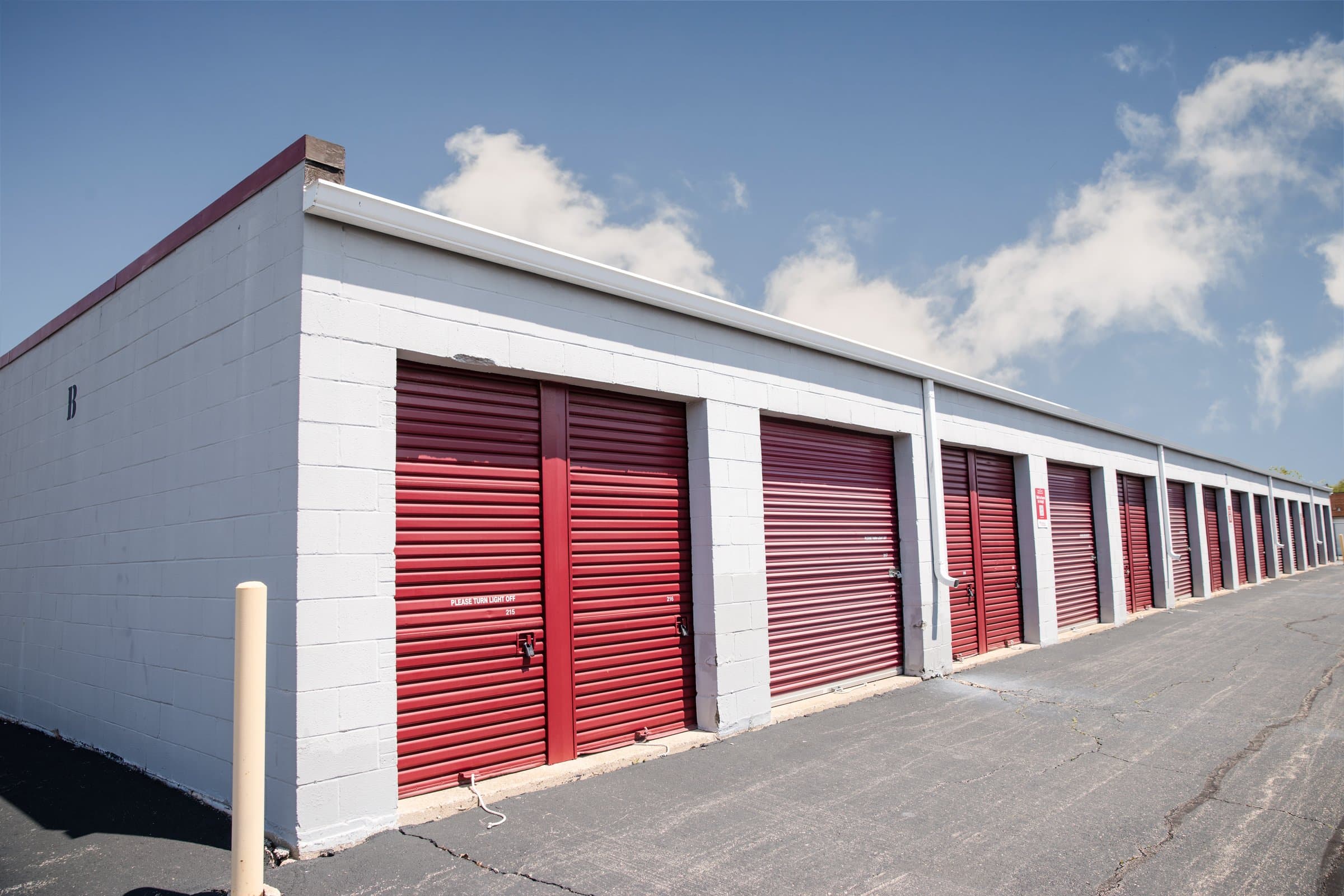self storage units in aurora il