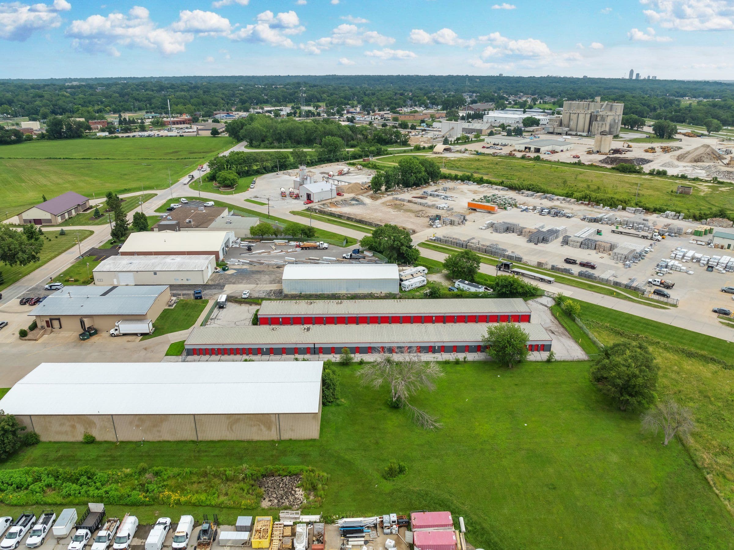 self storage units in west des moines