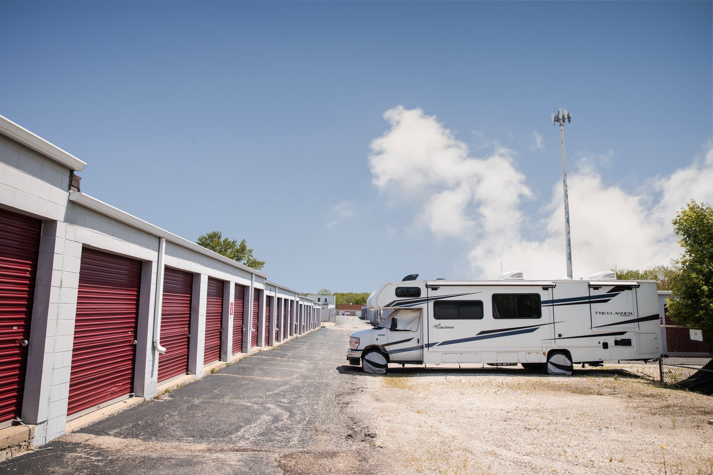 self storage units in aurora il