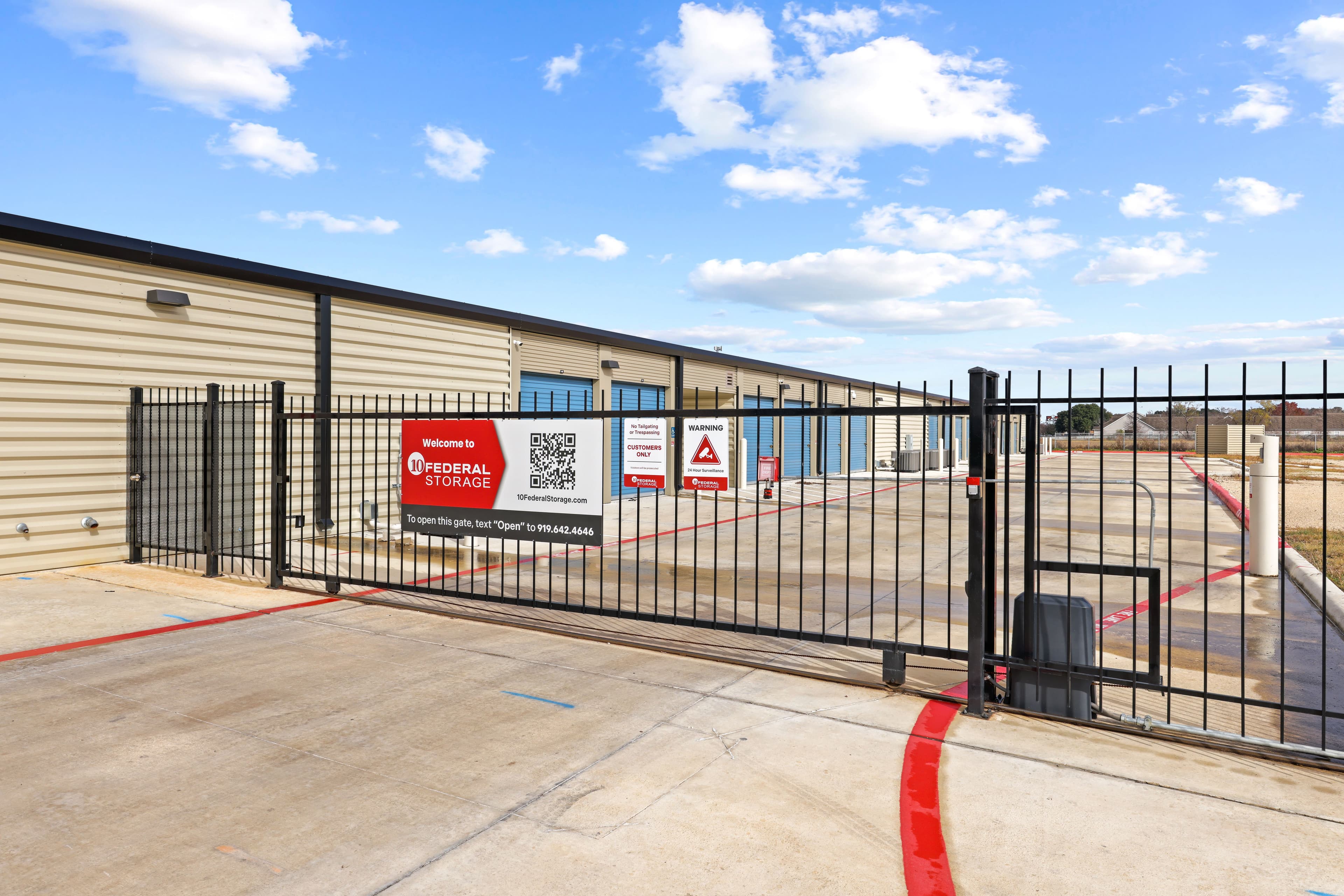 10 Federal Storage - 4009 Ovilla Rd, Waxahachie, TX 75167 - Carousel Image 2