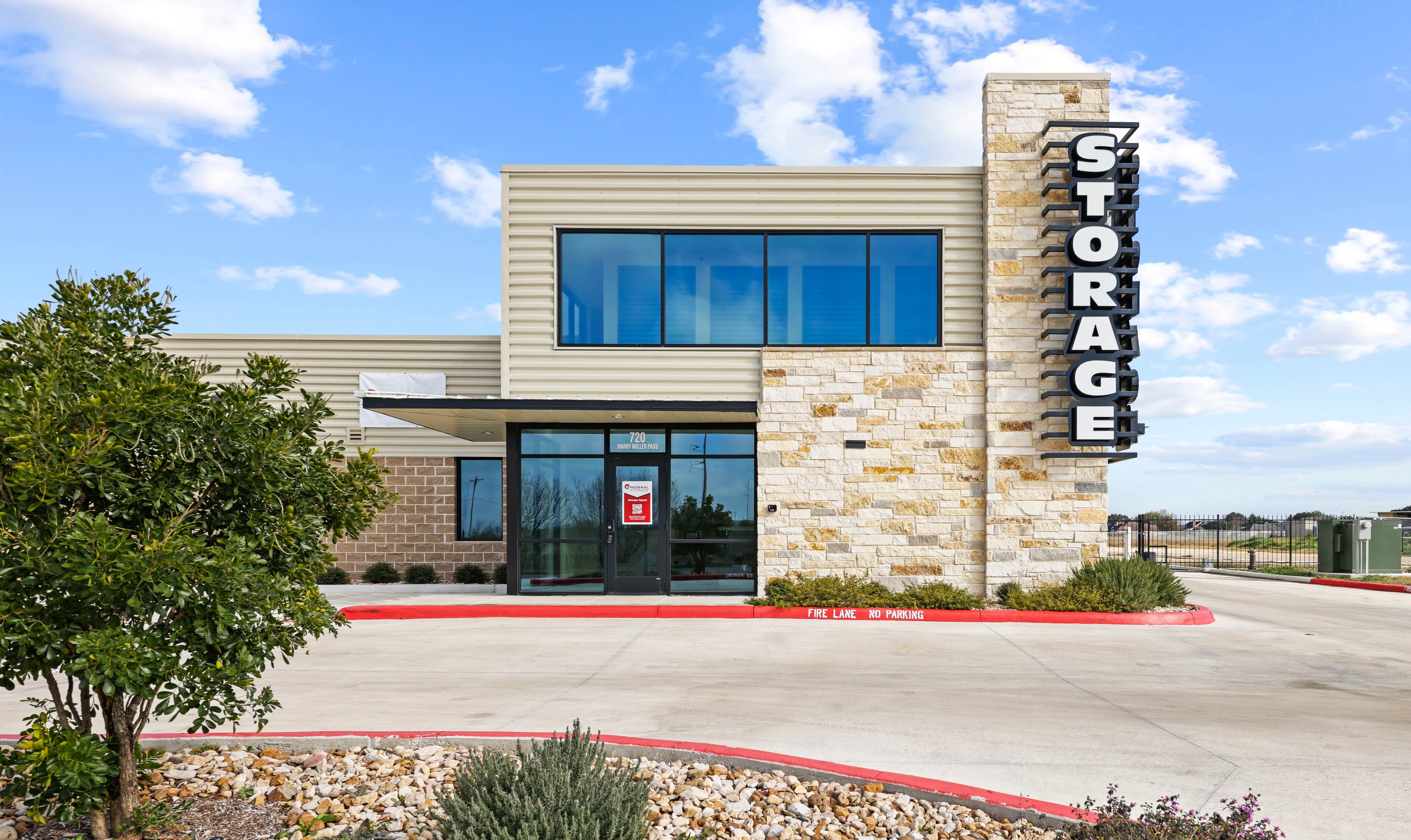 10 Federal Storage - 4009 Ovilla Rd, Waxahachie, TX 75167 - Carousel Image 1