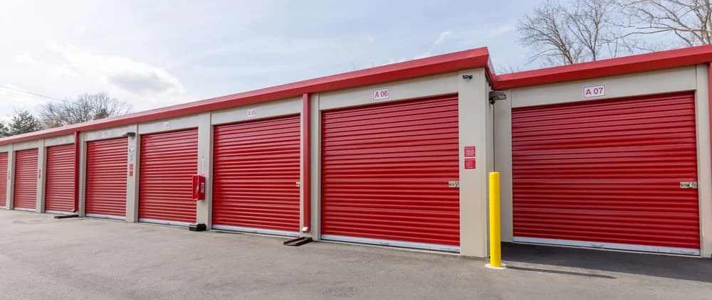 10 Federal storage units